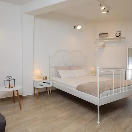Perfectly Located Studio Star Apartment *